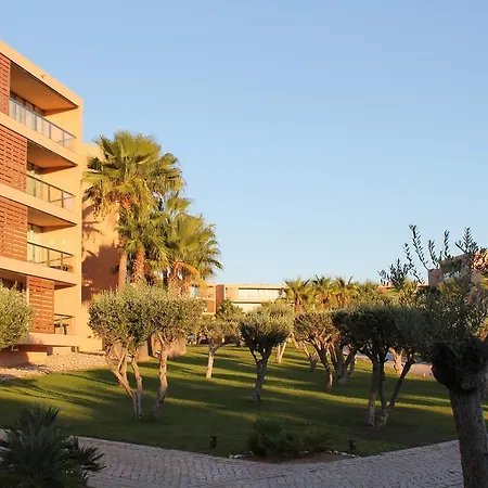 Herdade Dos Salgados Vila Das Lagoas
